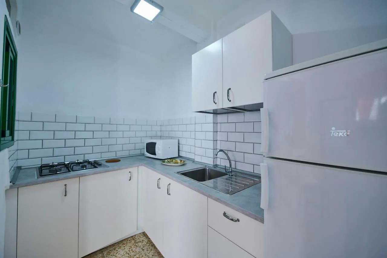 Apartamento Mar y Sol Tamaduste con terracita y barbacoa a 12 metros del mar Сasa de vacaciones